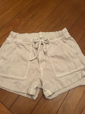 American Eagle Tan Drawstring Shorts Size 8 Casual Summer